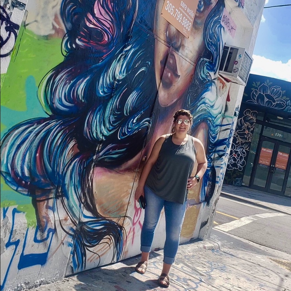 Meet your Posher, Kendra